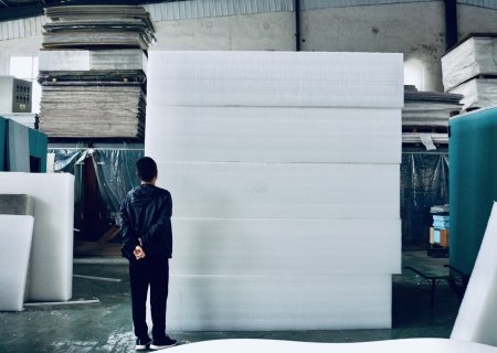 THE PROS AND CONS: WHY CHOOSE PLASTIC HONEYCOMB INSTEAD OF ALUMINUM HONEYCOMB?