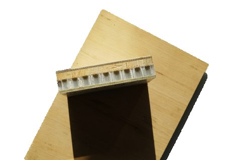 What materials can be composited with plastic honeycomb core?